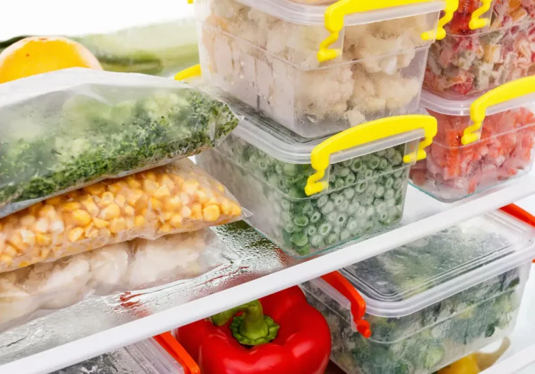 se pueden comer productos congelados caducados